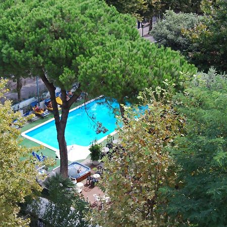 Hotel Carillon Bellaria-Igea Marina Exteriör bild